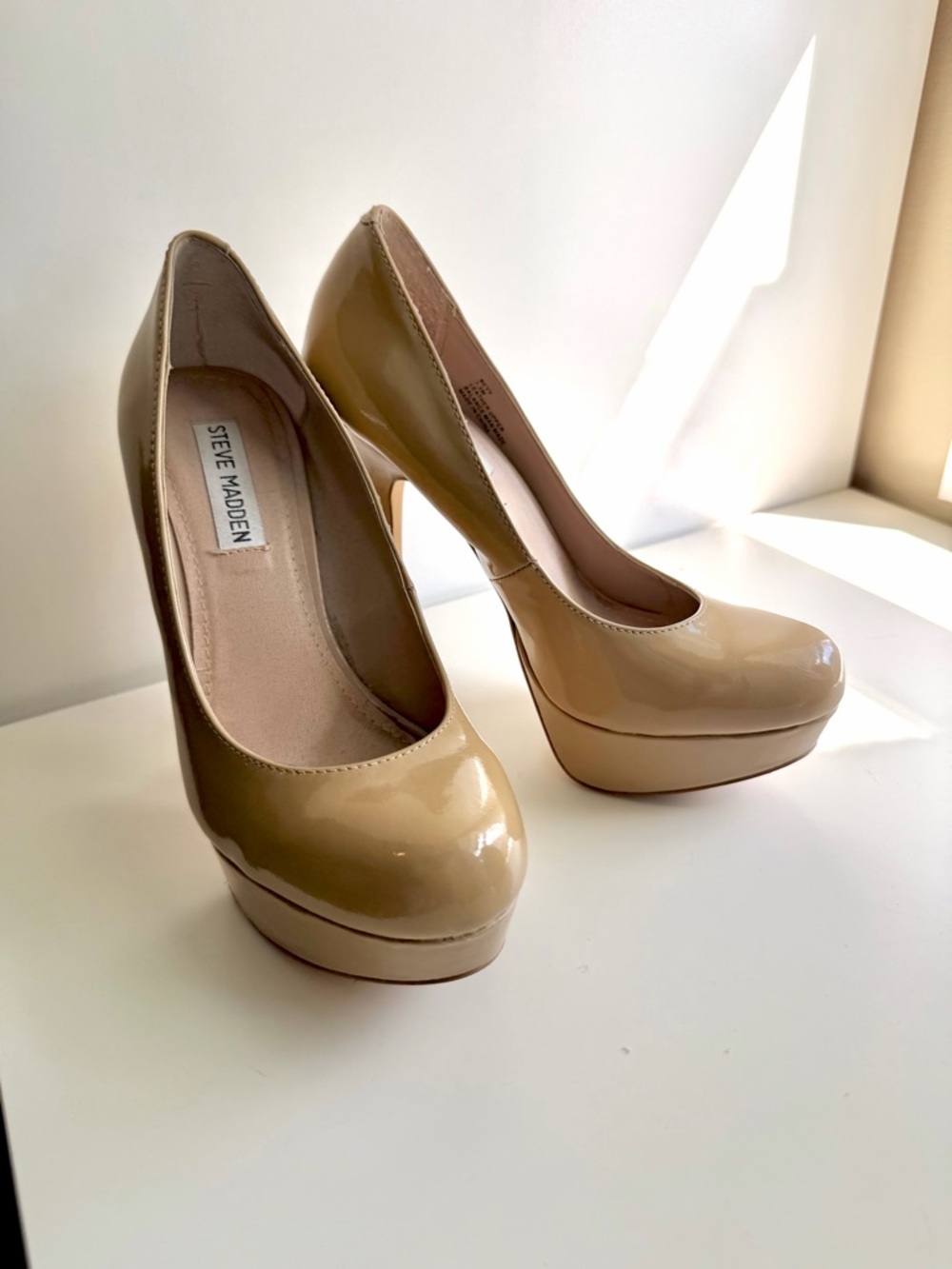 Steve Madden Bevy Nude Patent Leather Stilettos, Rounded Toe, Size 7.5